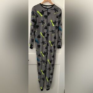 Teen boys extra large/14 to 16 years one piece pajama buttery soft fabric